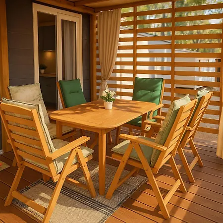 Mobile Sweet Summer Kamp alanı Biograd Na Moru